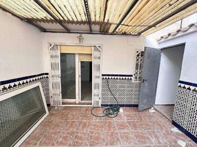Piso en venta en plaza Badalona, Badalona, de 55 m² 2 habitaciones por 175.000