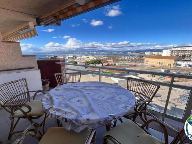 Piso en venta en plaza Carles Fages de Climent, Roses, de 61 m² 2 habitaciones por 265.000