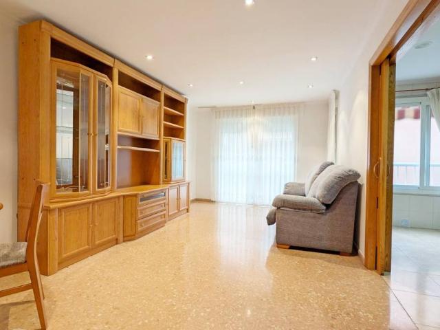 Piso en Venta en Plaza Crevillente Antiguos Juzgados El Asilo