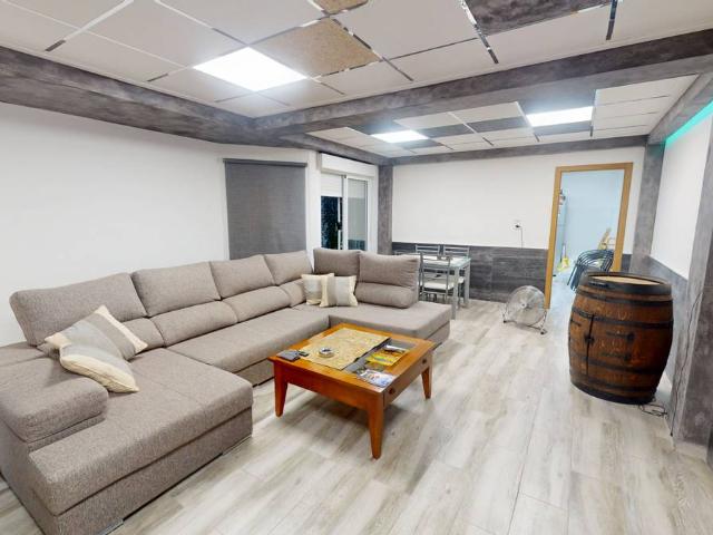 Piso en Venta en Plaza Crevillente Antiguos Juzgados El Asilo