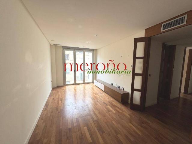 Piso en Venta en Plaza Crevillente Antiguos Juzgados El Asilo