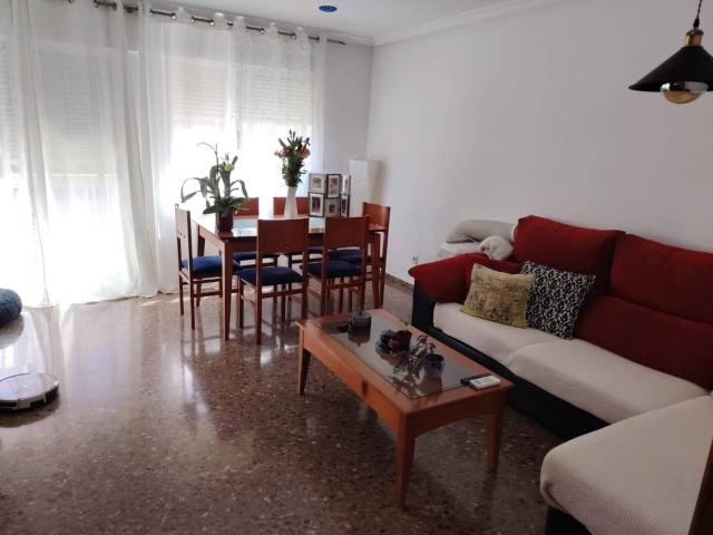 Piso en Venta en Plaza Crevillente Antiguos Juzgados El Asilo