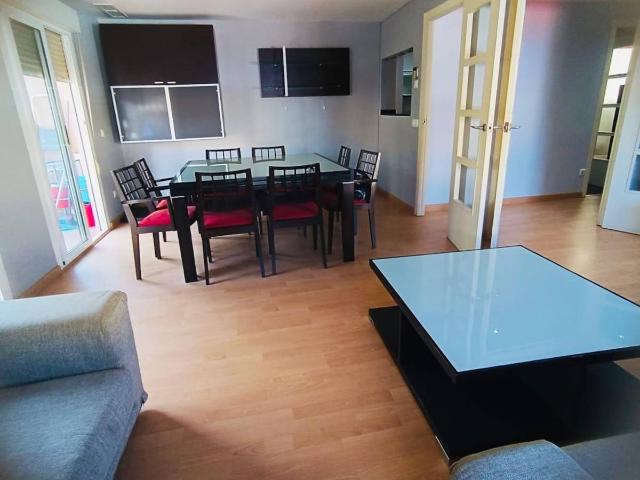 Piso en Venta en Plaza Crevillente Antiguos Juzgados El Asilo