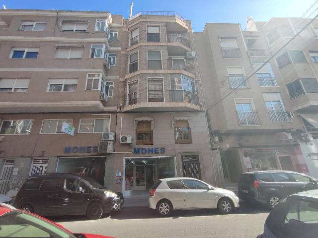 Piso en Venta en Plaza Crevillente Antiguos Juzgados El Asilo