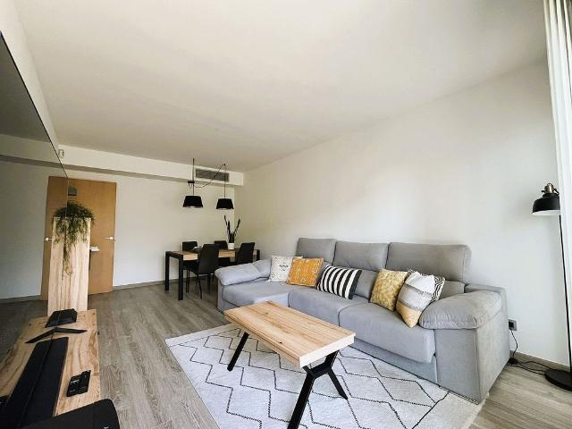 Piso en venta en plaza De Múrcia, Mollet del Vallès, de 88 m² 3 habitaciones por 309.017