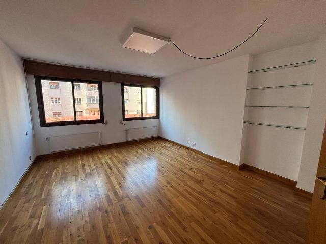 Piso en Venta en Plaza de América