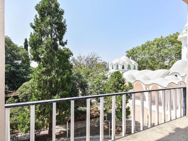 Piso en venta en plaza De Josep Freixa i Argemí, Terrassa, de 193 m² 7 habitaciones por 420.000