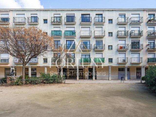 Piso en venta en plaza De la Patacada, Reus, de 108 m² 3 habitaciones por 184.000