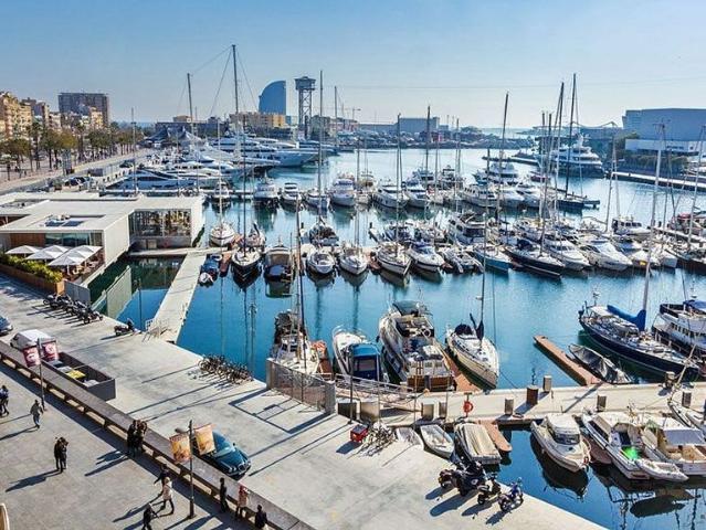Piso en venta en plaza De Pau Vila, Barcelona, de 41 m² 1 habitación por 348.000