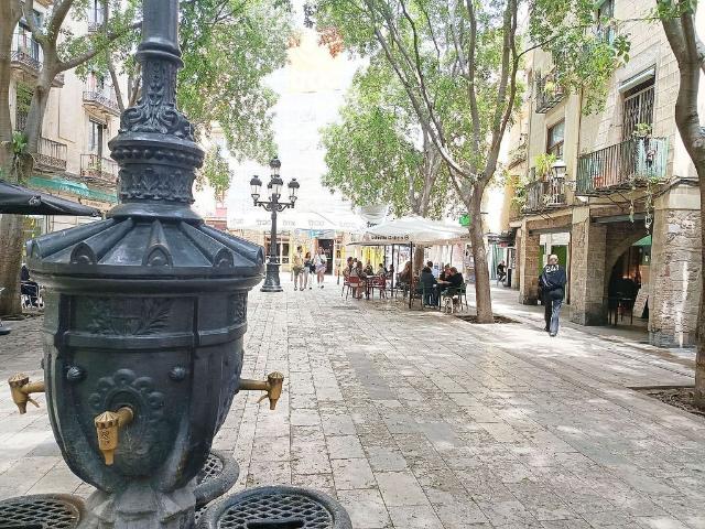 Piso en venta en plaza De Sant Agustí Vell, Barcelona, de 35 m² 2 habitaciones por 175.000