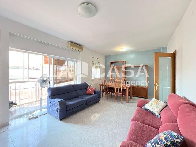 Piso en venta en plaza De Trafalgar, Badalona, de 83 m² 3 habitaciones por 274.000