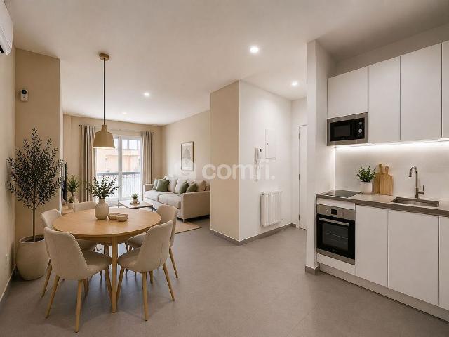 Piso en venta en plaza De Trafalgar, Badalona, de 118 m² 3 habitaciones por 275.000