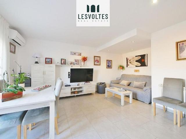 Piso en venta en plaza Del Mestre Joan Planas, Palafrugell, de 103 m² 3 habitaciones por 340.000