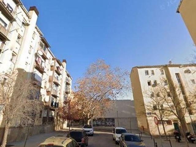 Piso en venta en plaza Del Mil·Lenari, Terrassa, de 60 m² 2 habitaciones por 112.000
