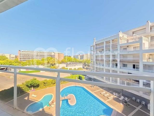Piso en venta en plaza D'europa, Salou, de 57 m² 1 habitación por 174.000
