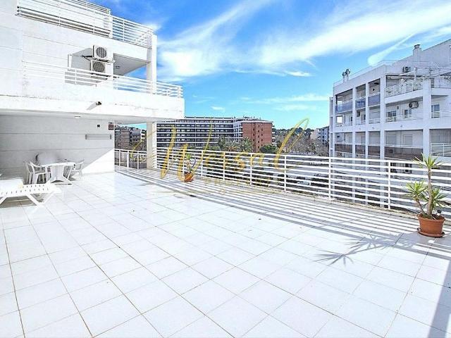 Piso en venta en plaza D'europa, Salou, de 57 m² 1 habitación por 174.500