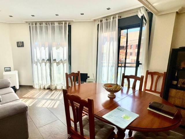 Piso en Venta en Plaza Donoso Cortés Avenida Magdalena