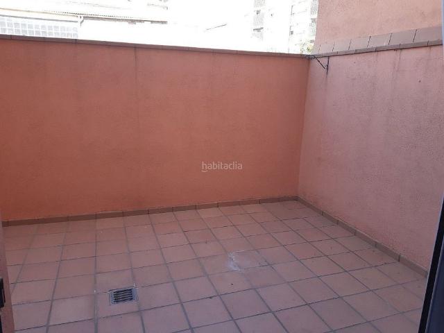 Piso en venta en plaza Havana, Mataró, de 50 m² 1 habitación por 167.260