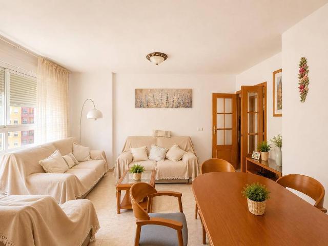 Piso en Venta en Plaza Illes Columbretes