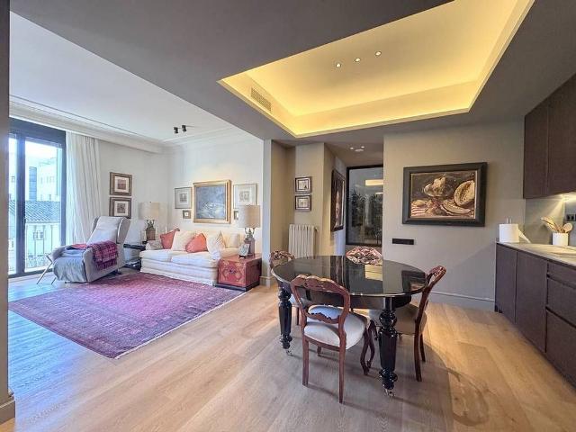 Piso en venta en plaza Josep Maluquer i Salvador, Granollers, de 120 m² 2 habitaciones por 470.000