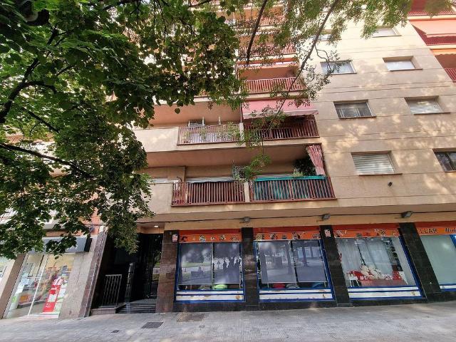 Piso en venta en plaza Josep Serrat i Bonastre, Granollers, de 86 m² 4 habitaciones por 260.000