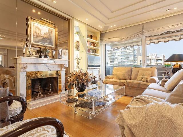 Piso en venta en plaza Llibertat, Reus, de 164 m² 4 habitaciones por 495.000