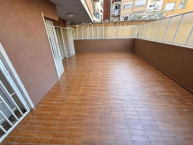 Piso en venta en plaza Tetuan, Barcelona, de 109 m² 3 habitaciones por 570.000