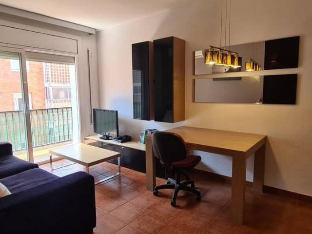 Piso en Venta en Poble Casc Antic