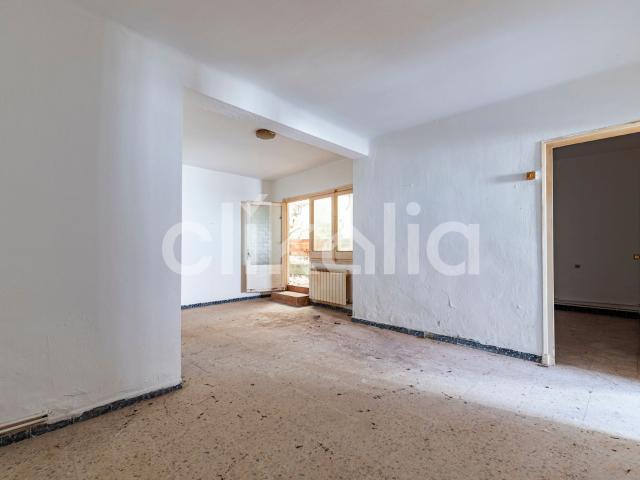 Piso en Venta en Poble Casc Antic