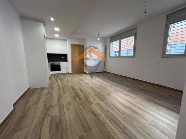 Piso en Venta en Poble Sec