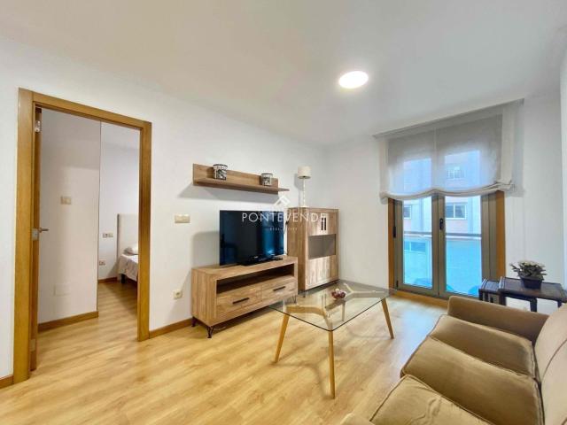 Piso en venta en Poio, San Salvador Caeira. Piso amueblado a 10 minutos andando de la Alameda de Pontevedra. Pisos.