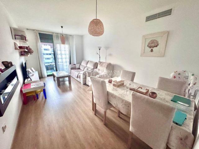 Piso en Venta en Poniente Norte Miralbaida Parque Azahara