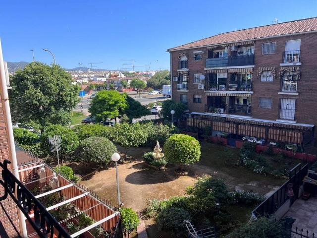 Piso en Venta en Poniente Norte Miralbaida Parque Azahara