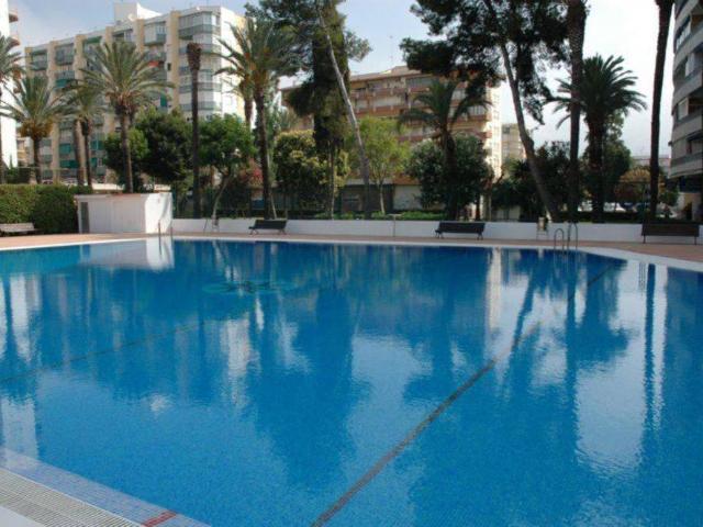 Piso en Venta en Poniente Faro