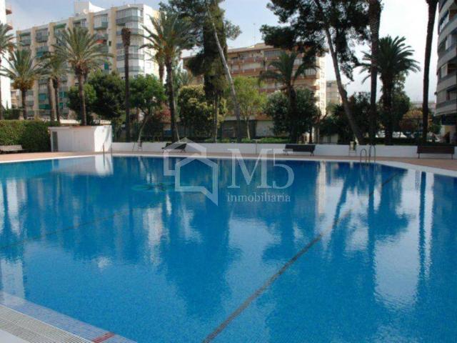 Piso en Venta en Poniente Faro