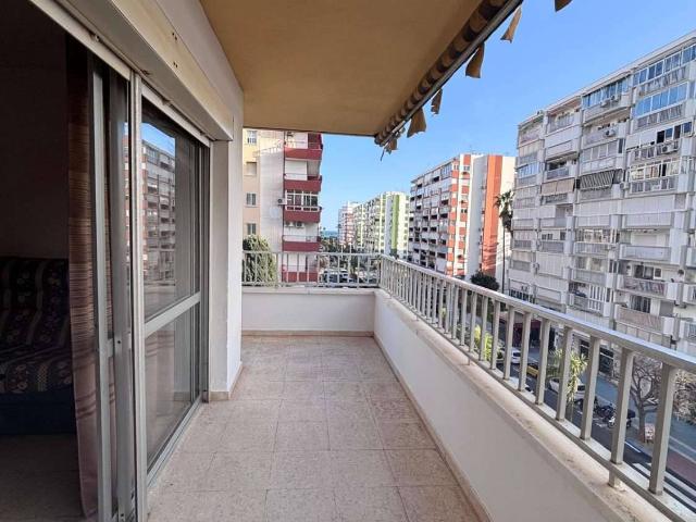 Piso en Venta en Poniente Faro
