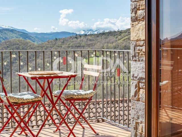 Piso en venta en Pont de Suert El Pirineos. Luminoso apartamento con vistas en el Pirineo. Pisos Pont de Suert.