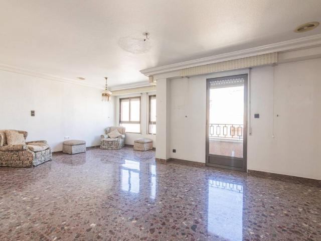 Piso en Venta en Pont Nou Corazón de Jesús