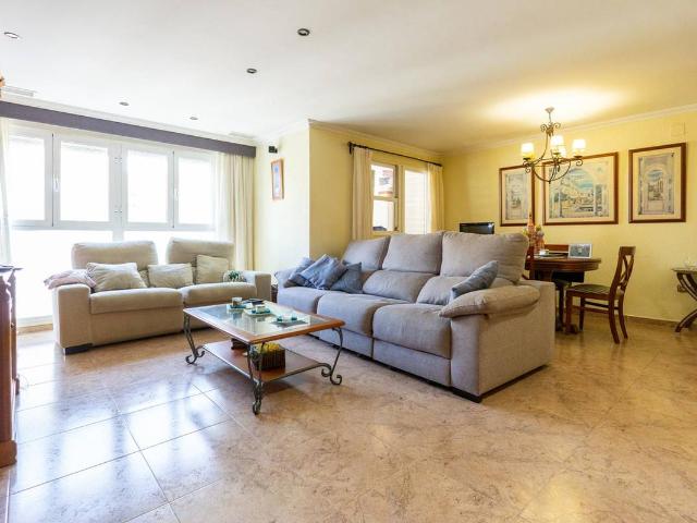 Piso en Venta en Pont Nou Corazón de Jesús