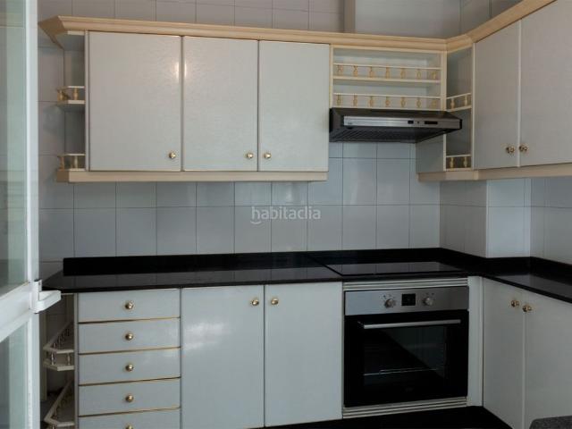 Piso en venta en Ponteareas. Piso en venta en Ponteareas, 3 dormitorios. Pisos.