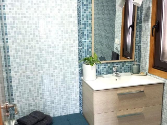 Piso en venta en Ponteareas. Tu nuevo hogar en Ponteareas amplio piso céntrico, amueblado y listo para entrar a vivir. Pisos.