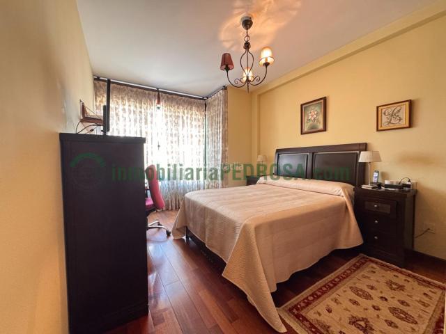 Piso en venta en Pontevedra, Campo da Torre Mollabao. Amplio y Luminoso Apartamento Seminuevo con Dos Terrazas. Pisos.