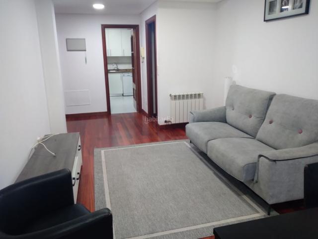 Piso en venta en Pontevedra, La Seca Los Salgueriños. piso con amplia terraza. Pisos.