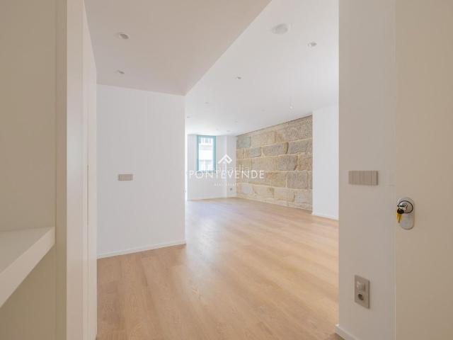 Piso en venta en Pontevedra, Zona de Plaza de Barcelos. Piso de 3 dormitorios en el centro de Pontevedra. Pisos.