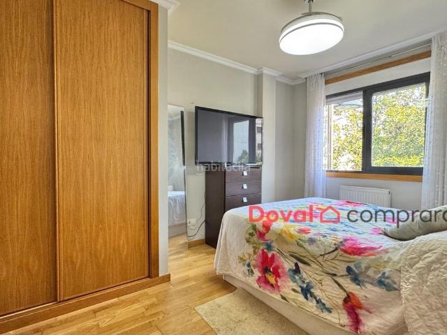 Piso en venta en Porriño O. Amplio piso de 3 dormitorios en venta en O Porriño con garaje, trastero y terraza. Pisos Porriño.