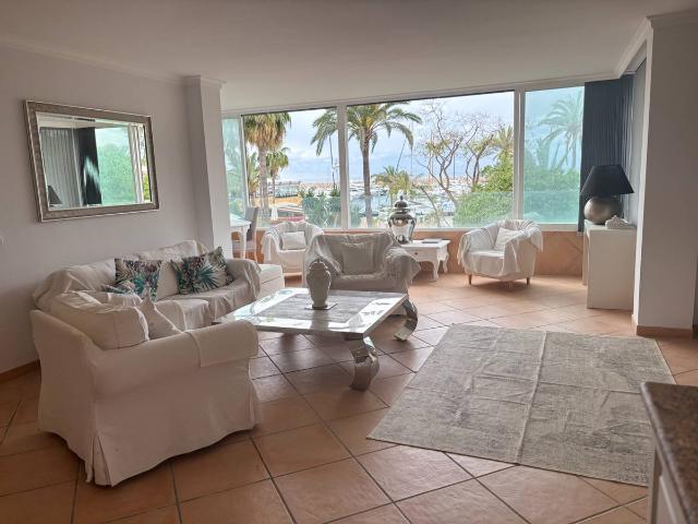 Piso en Venta en Portals Nous