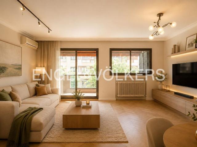 Piso en venta en Pozuelo de Alarcón, Avenida Europa. Fantástico piso 150m2 en Avenida de Europa. Pisos Pozuelo de.