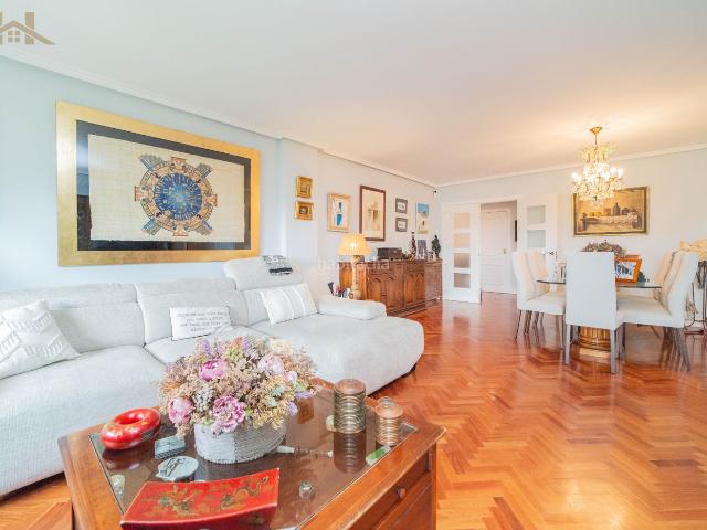 Piso en venta en Pozuelo de Alarcón, Avenida Europa. Piso en venta en Avenida de la Comunidad de Madrid. Pisos Pozuelo de.