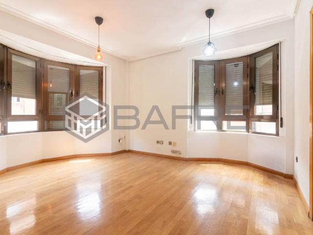 Piso en Venta en Pradolongo