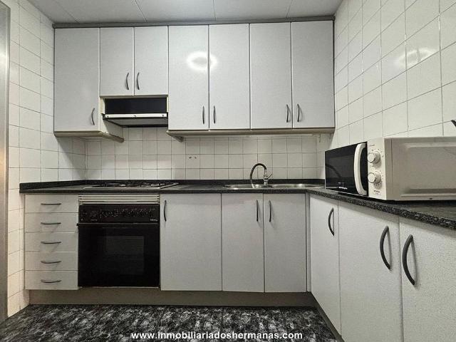 Piso en venta en Prat de Llobregat, El, de 64 m² 3 habitaciones por 275.000